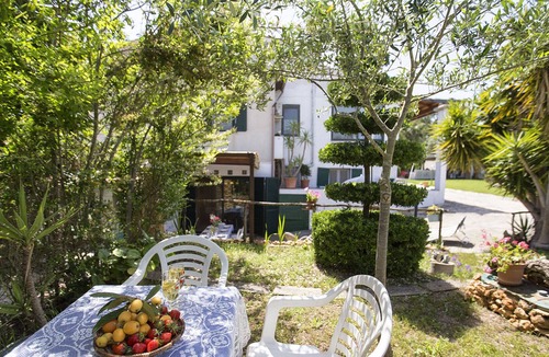 Alghero House | Villa for 7 people close to the sea, with garden, Wifi, for relaxing holidays