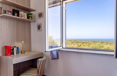 Sorso Villa | Villa 'Il Giglio Rosa' with Sea View, Private Terrace and Private Garden