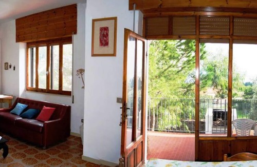 Sant'Antioco Villa | Villa in a quiet location but close to the town center of Sant'antioco