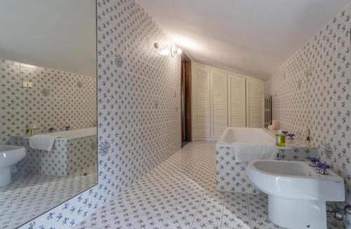 Palombina Nuova Villa | Villa Krizia - Ancona, meravigliosa villa con piscina vista mare