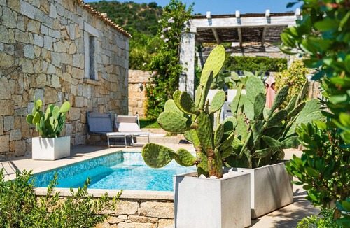 Castiadas Villa | Villa 'Laccus 8' with Sea View, Wi-Fi and Air Conditioning