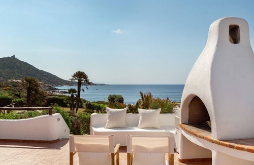 San Stefano Villa | VILLA LAURA - Villasimius, where home and sea are one step apart