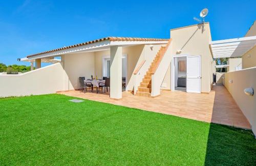 Valledoria Apartment | Villa Maria - nuovissima villa con giardino in Valledoria