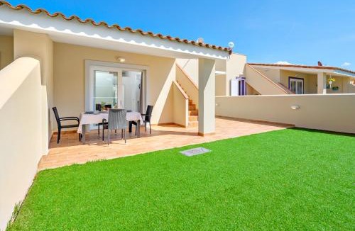 Valledoria Apartment | Villa Maria - nuovissima villa con giardino in Valledoria