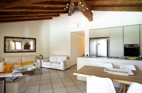 San Teodoro Villa | VILLA MIMOSA - PRIVATE POOL IN FRONT OF THE SANDY BEACH