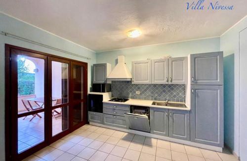 Buddittogliu Straulas House | Villa Nivessa - Pool, BBQ & Tennis Court - San Teodoro