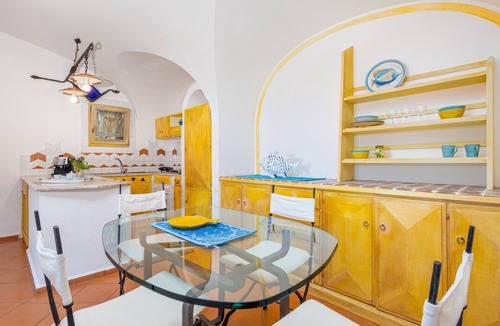 San Teodoro Villa | Villa "Sa Villa Cala Ginepro" with Sea View, Garden and Wi-Fi