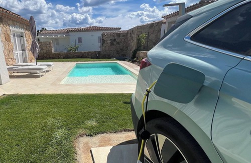 Tanaunella Villa | Villa Sisine, 🏊 Private pool, Just a 5-Minute Walk from the Beach