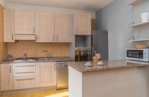 Costa Rei Villa | Villa Turchese is a detached villa selected by Hostpitality, designed to offer a comfortable and relaxing stay just steps from the crystal-clear sea of ​Costa Rei, easily reached on foot in about 100 meters.The rooms, furnished in a seaside style wi