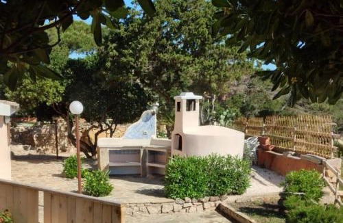Cala Liberotto House | Villa Vera trifamigliare con ingresso diretto 20 mt al mare clima wi-fi bbq