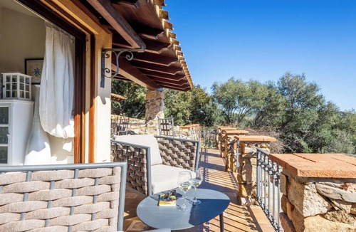 Villaggio Mandorli Villa | Villa Vittoria - Four Bedroom Villa, Sleeps 6