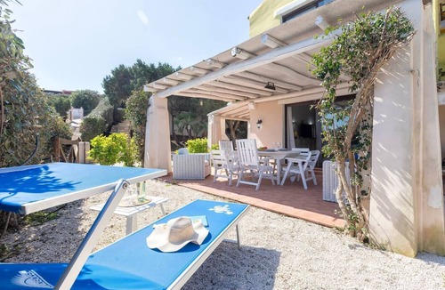 Punta De Su Turrione House | Villa White & Blue - Private Pool