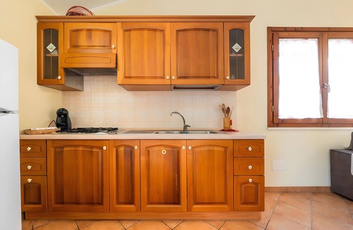 Porto Pino Apartment | Villetta 'Ella' with private entrance, garden, air conditioning, 600 m from the sea!