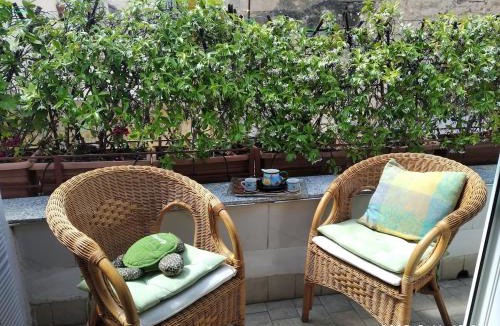 Santa Caterina Apartment | Vintage & Cosy Flat - City Center
