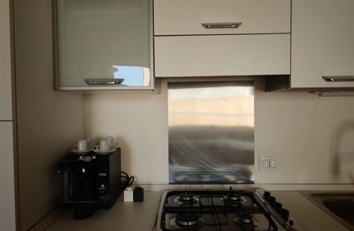 Jesi Apartment | Welcome to the authentic heart of Jesi, one of the most charming towns in the Marche region.Located within the picturesque historic center, this elegant apartment is the perfect base for exploring the town on foot. Wander through centuries-old streets, l