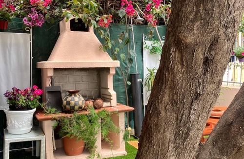 S'oru e Mari Apartment | Within walking distance of Sant'Andrea beach (15 km from Cagliari) with barbecue