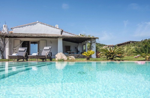 Ruoni Villa | Wonderful private villa for 6 people with WIFI, private pool, A/C, TV and patio