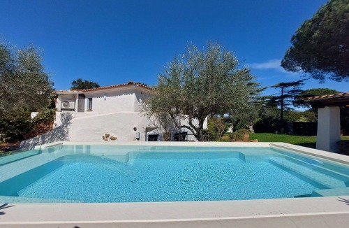 Puntaldia House | Wonderful private villa for 10 people with private pool, A/C, TV and patio