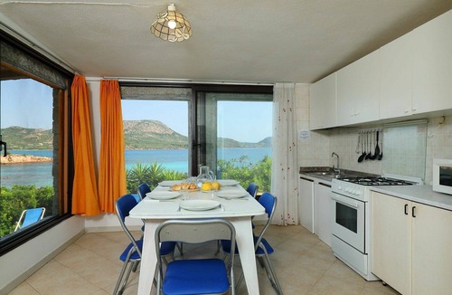Costa Corallina House | Wonderful villa for 6 people with WIFI, TV and patio