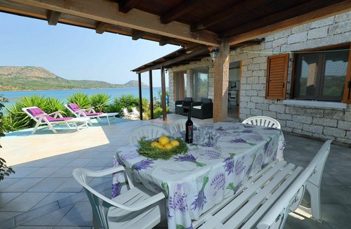 Costa Corallina House | Wonderful villa for 6 people with WIFI, TV and patio