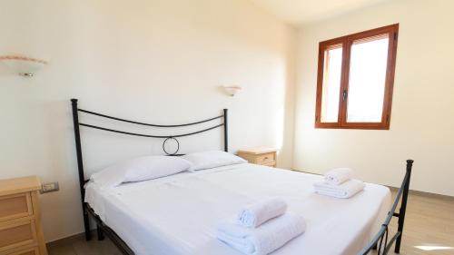 Torre Grande Apartment | Yellow House-Villetta a due passi dal mare