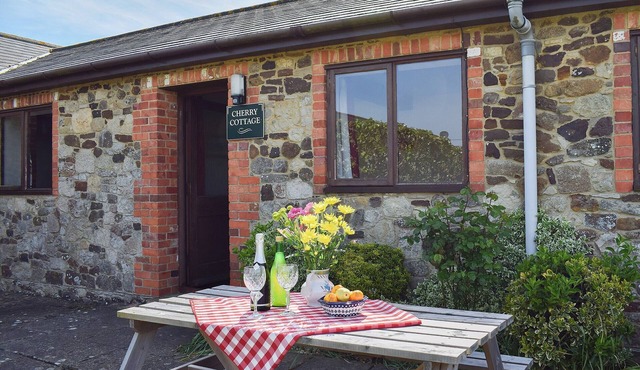 3 bedroom accommodation in Brighstone in Brighstone