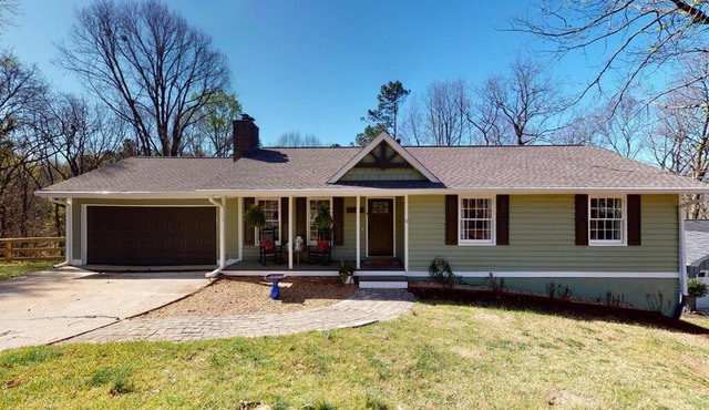 A COOL CHANGE TOO - Home on Lake Lanier with a dock in Gainesville