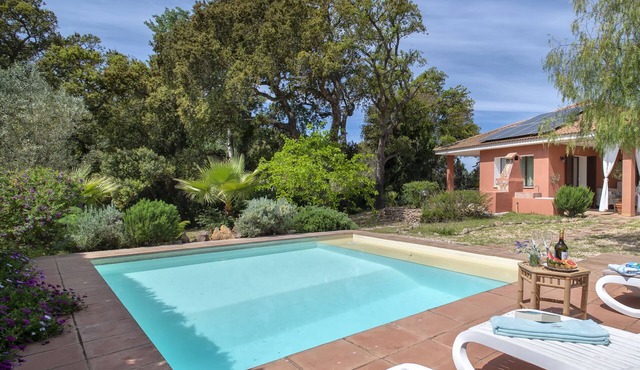 Alghero magnificent Albatros villa with pool and Air Conditioning in Valverde 122C