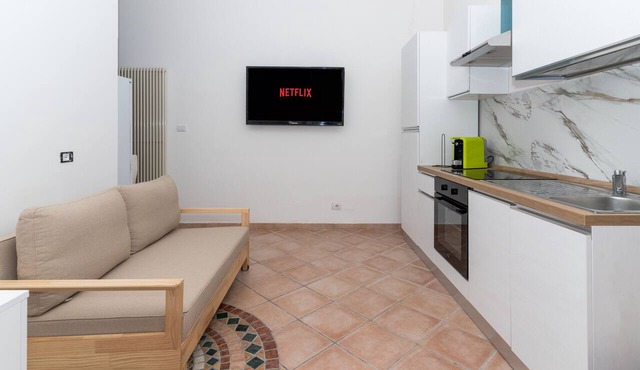 Amazing 12-bed apartment with 4 bedrooms in Rimini, 30 meters from the beach