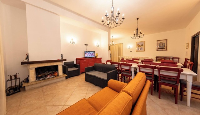 Antico Borgo Perrotta + Tripla