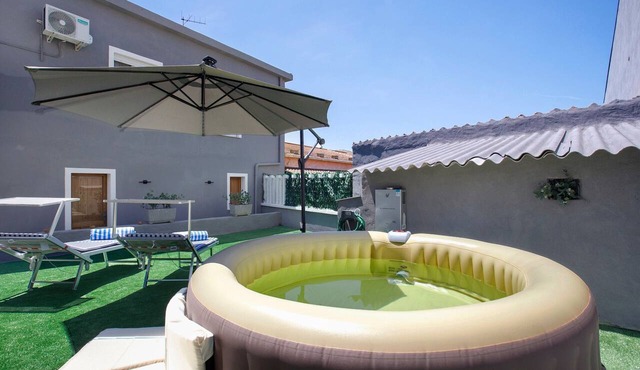 Apartment 'Casa Vacanze Viddalba' with Private Pool, Wi-Fi and Air Conditioning