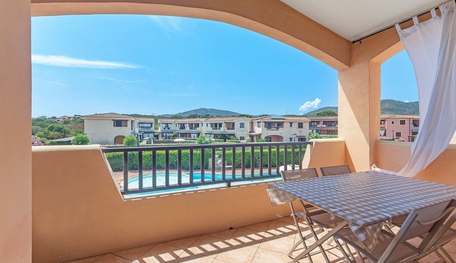 Apartment 'Corallo' with Shared Pool, Private Terrace, and Air Conditioning