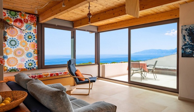 Apartment 'Dream In The Sky' with Sea View, Wi-Fi and Air Conditioning