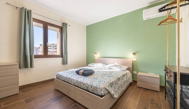 Apartment 'Sa Domixedda' in Quartu Sant'Elena – Central, Renovated, Near Poetto Beach