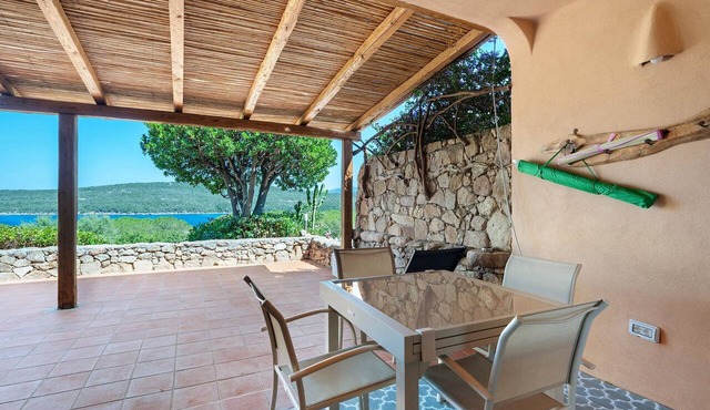 Apartment 'Villa Solaris' with Sea View, Wi-Fi and Air Conditioning