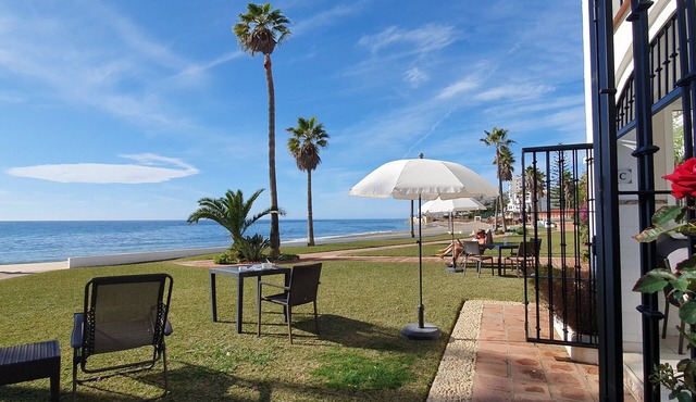 Beach Front house - Full Sea view - Dona Lola Beach Resort - Marbella - Mijas in Marbella
