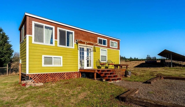 Big Tiny Home with panoramic views at Buena Vista Lavender Farm in Silverton