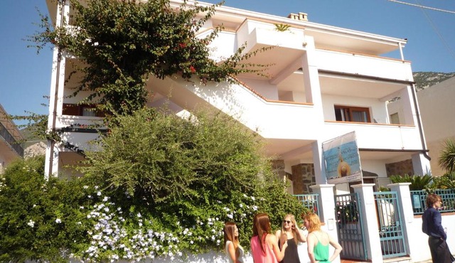 Biriola EcoResort Motoparking