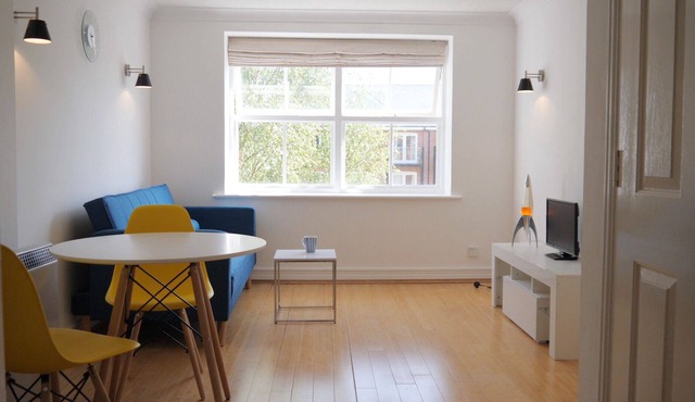 BookedUK: Stylish Apartment in a central location in Sawbridgeworth
