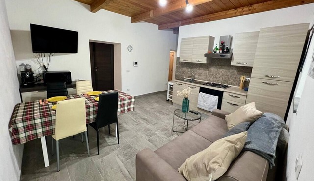 Brand new apartment in the city center. Free parking nearby