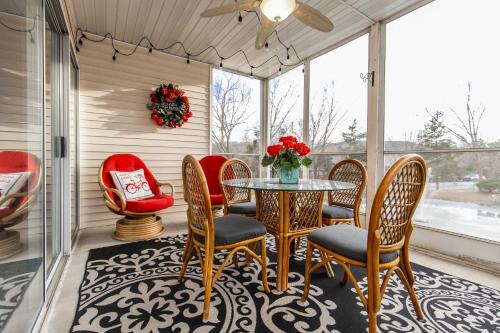 Branson Resort Condo - 3 Miles to the Strip! in Branson