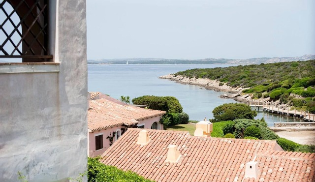 Cala del Faro Luxury Apartment, just a short walk from the beach