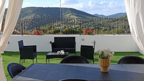 Casa Brocca - relaxing veranda Welcomely