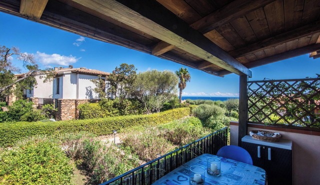 Casa Emozione With Shared Pool, Marinella, Italy