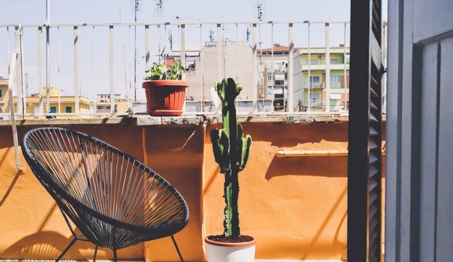 CASA FRIDA, cozy bright attic with terrace. in Roma