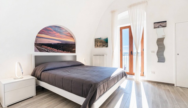 Casa San Lorenzo Maiorano: Sea View, Wi-Fi & Air Conditioning in Monte Sant'Angelo