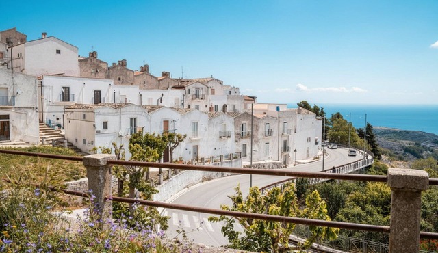 Casa San Lorenzo Maiorano: Sea View, Wi-Fi & Air Conditioning in Monte Sant'Angelo