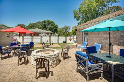 Centrally Located Hampton Home: 6 Mi to Downtown! in Hampton