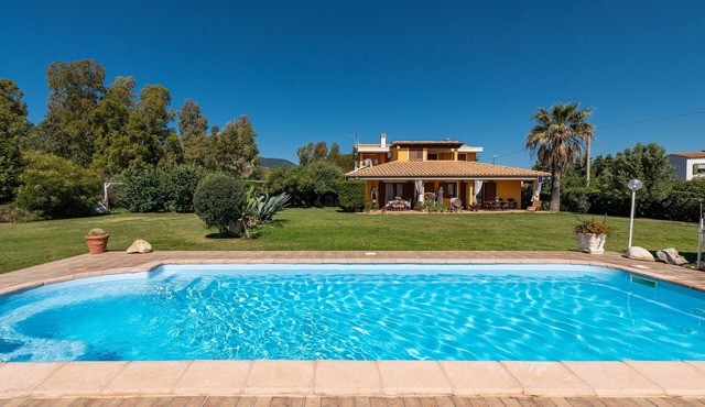 Charming Apartment “Masone Murgioni” in Rural Area near the Sea with Mountain View