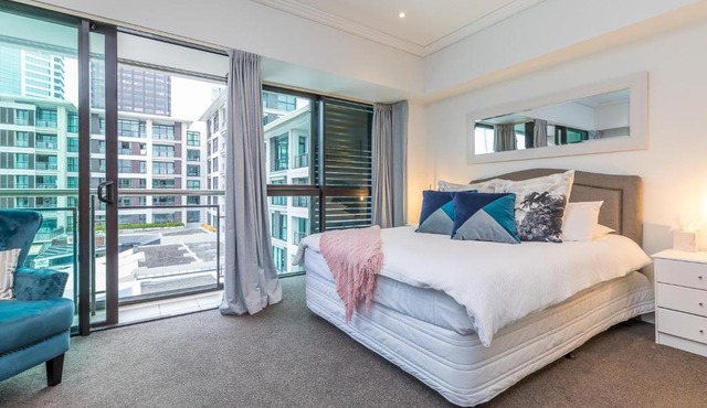 Comfortable & Cozy - Newly Furnished 'Quays' in Auckland